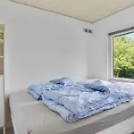 Three-bedroom In * Vig