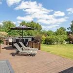 Three-bedroom In Vig