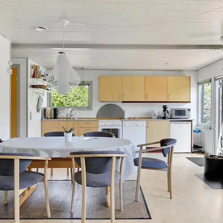 Feriehus Three-bedroom In