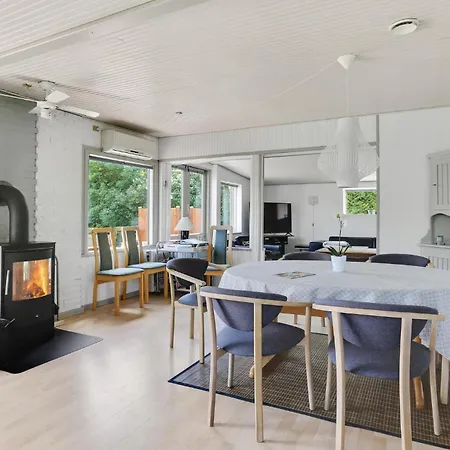 Three-bedroom In Vig