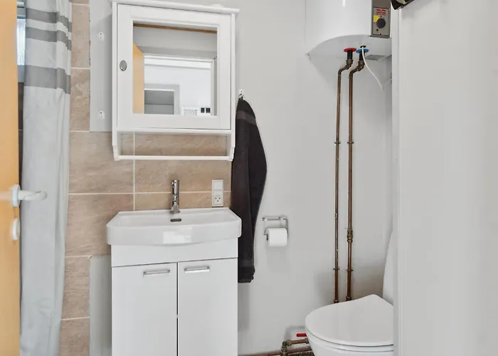 Three-bedroom In Feriehus